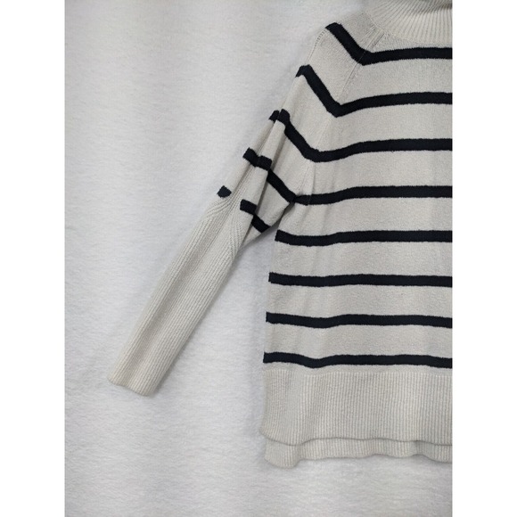 Women's Mock Turtleneck TunicSweater-A New Day White Striped Size L - Picture 3 of 10